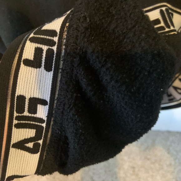 Fila black crewneck sweatshirt size S - Picture 4 of 6